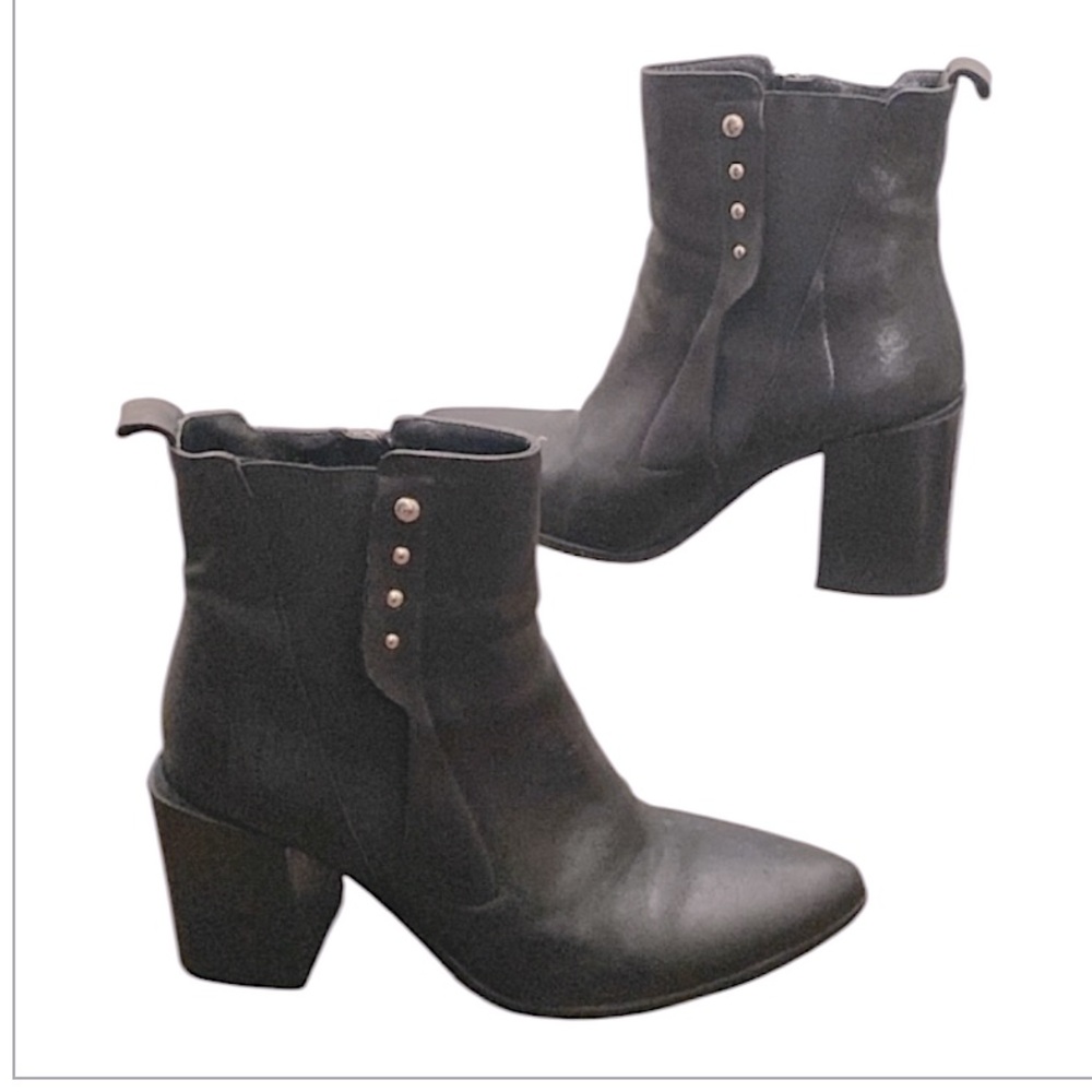 Laura Bellariva Italian Made Block Heel Ankle Boots Size 40 Heel 3.5’